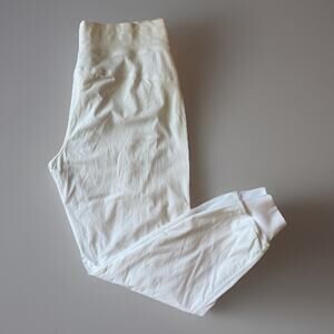 Lululemon Dance Studio Pants Women's 10 White Lined Sweatpants Loungewear Yoga